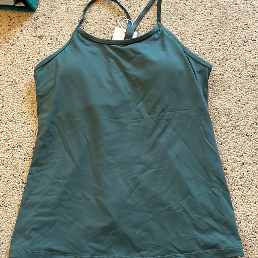 Brand new with tags halara workout top